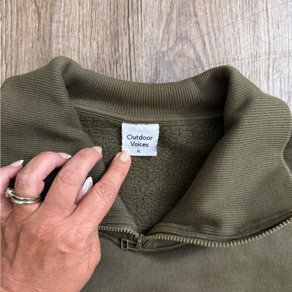Outdoor Voices • Nimbus 1/4 Zip Sweatshirt - Picture 2 of 12